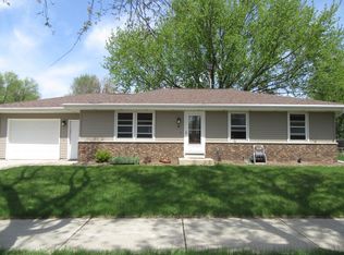 20 E Saint Mary St, Milton, WI 53563