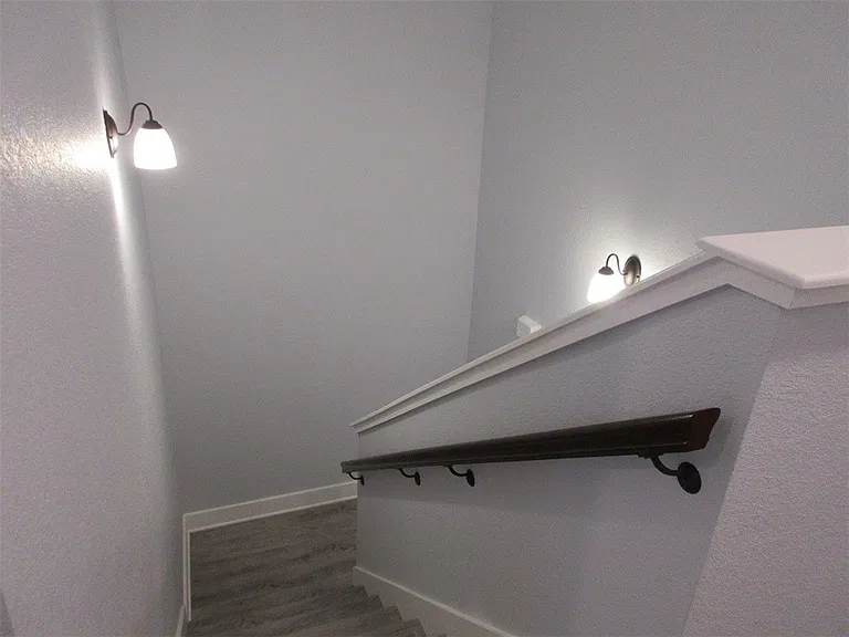 2104 Crescent Pointe Pkwy — Photo 15