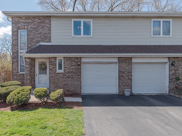 10956 S 76th Ave Unit D, Palos Hills, IL 60465