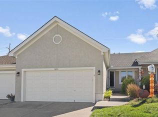 9604 N Locust Dr, Kansas City, MO 64155