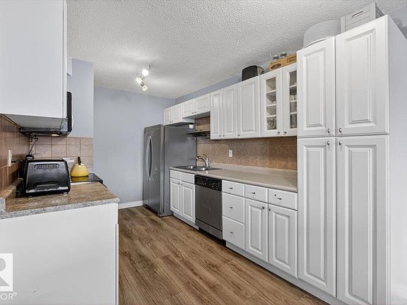 3rd image of 10011 116th St NW #405