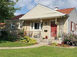1404 N Wellington St, South Bend, IN 46628