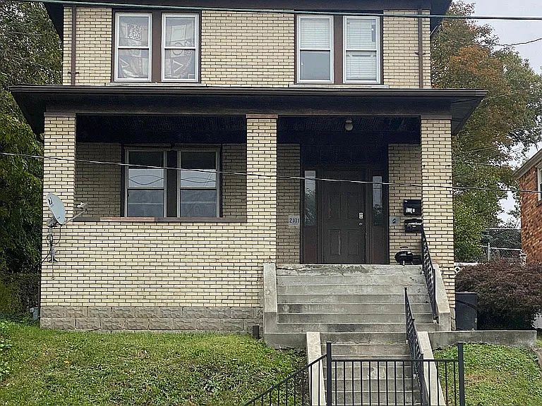 1st image of 2101 Broadway Ave #1