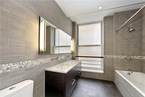 Rented by Bank Neary | media 24