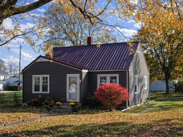 916 N Jefferson St, Hartford City, IN 47348