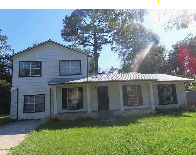 10 Lavista Cir — Photo 1