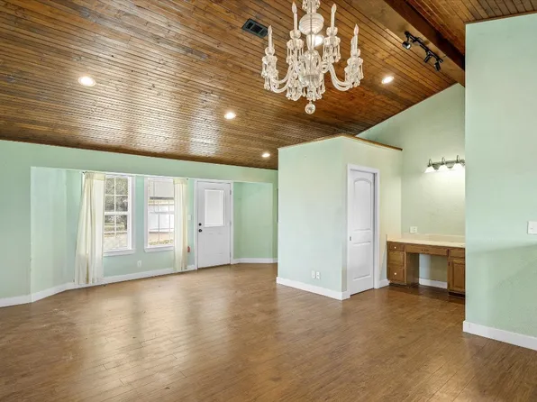 5281 Vz County Road 1507, Grand Saline, TX 75140