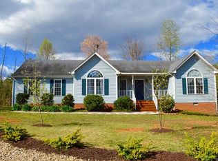 7406 Decidedly Ln, Midlothian, VA 23112