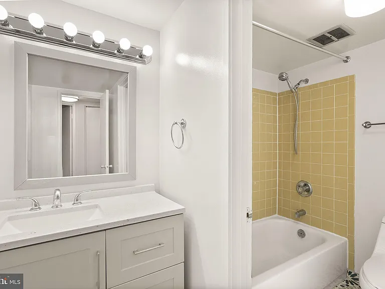 5140 Maris Ave #200 — Photo 10