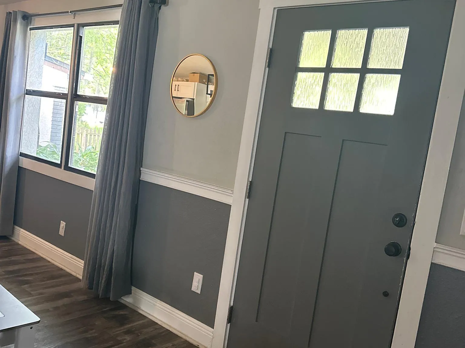 1010 E Knollwood St — Photo 3