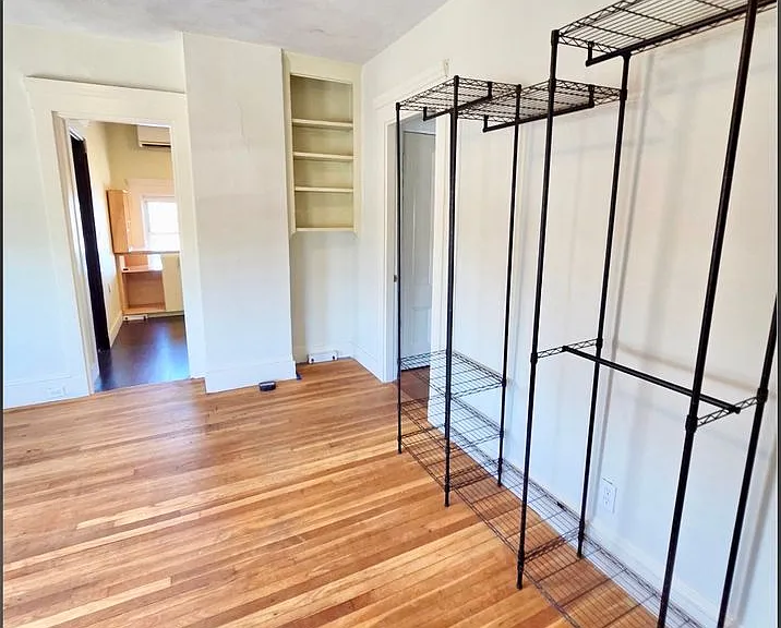 123 Elmwood Avenue — Photo 11