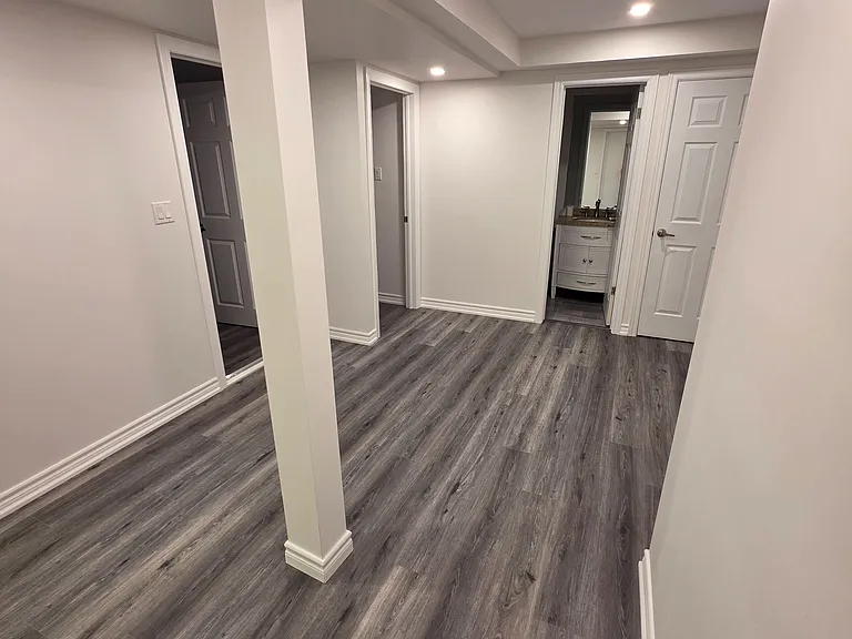 301 Seaview Hts #BASEMENT — Photo 3