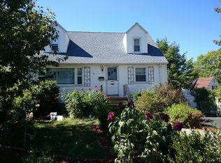 510 Baker St, West Roxbury, MA 02132