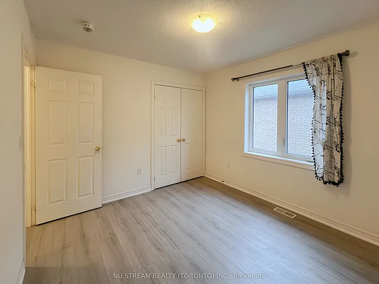 37 Kavanagh Ave — Photo 5