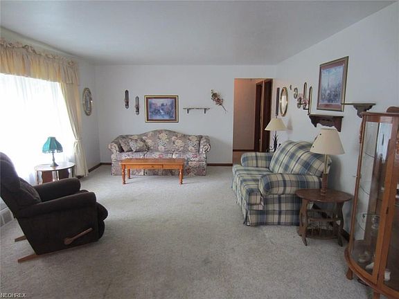 3rd image of 1302 Missouri Ave