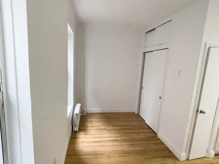 174 Spring St #9 — Photo 6