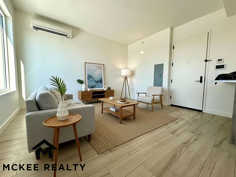 2708 Church Ave #5B — Photo 3