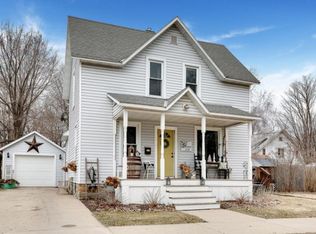 218 7th Ave NW, Faribault, MN 55021