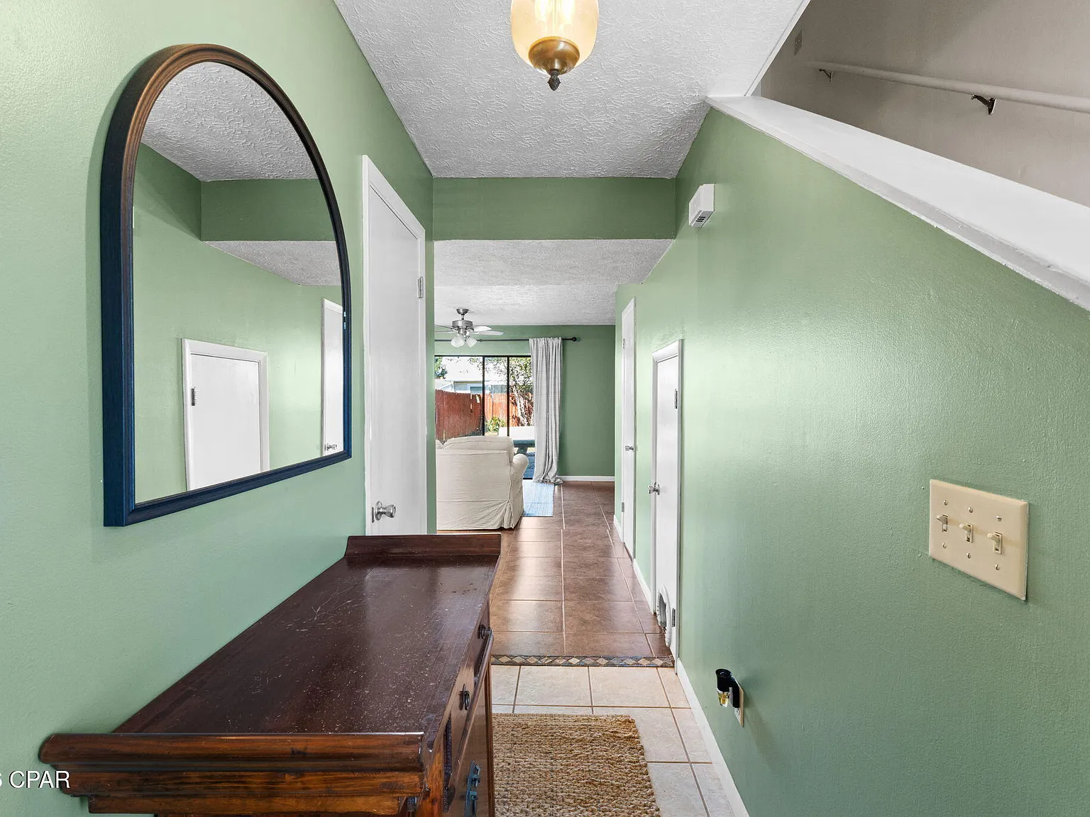 2 bed, 1.5 bath, 1248 sqft, $1,695 — Photo 3
