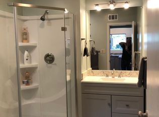 155 1/2 14th St, Pacific Grove, CA 93950