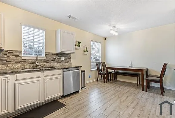 1913 Keystone Way #8 — Photo 7