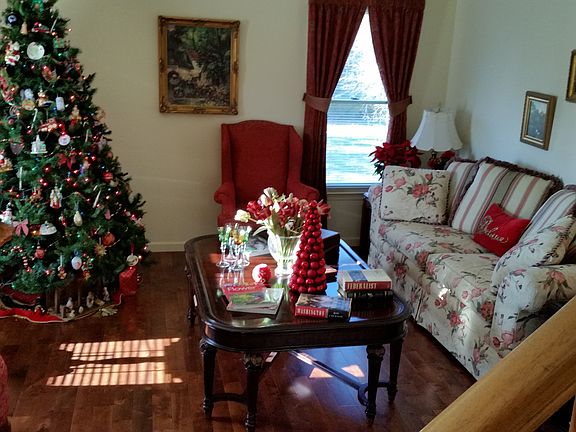 5th image of 4628 Lenox Dr