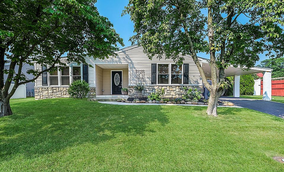 Welcome to 90 Crabtree Drive