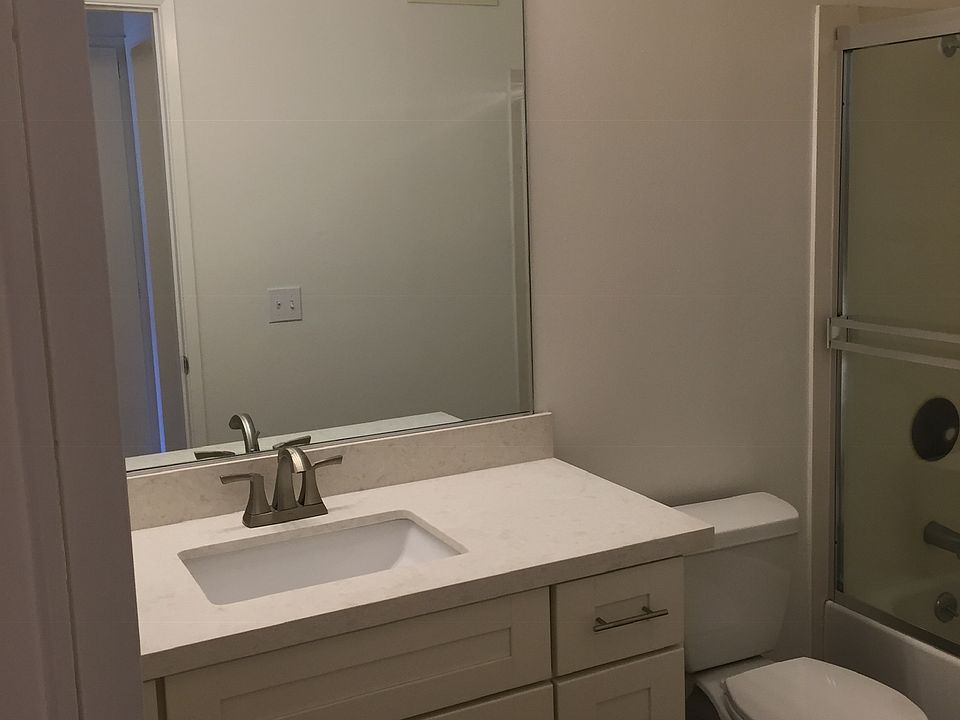 1st image of 7110 Rainbow Dr APT 22