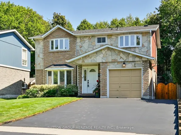 1209 Cherrydown Dr, Oshawa, ON L1H 7T4