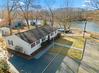 130 Lindy Ave, Riverside, RI 02915