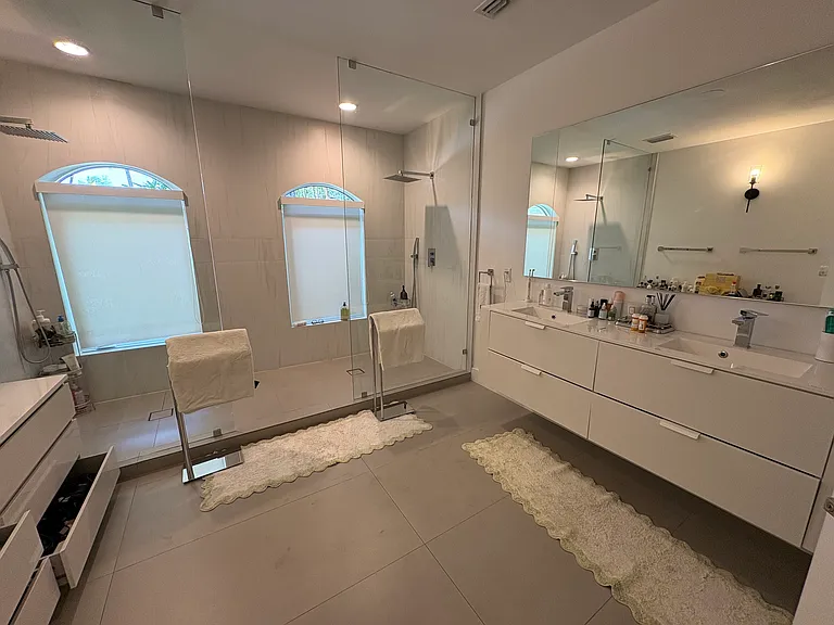 323 Caribbean Rd — Photo 3