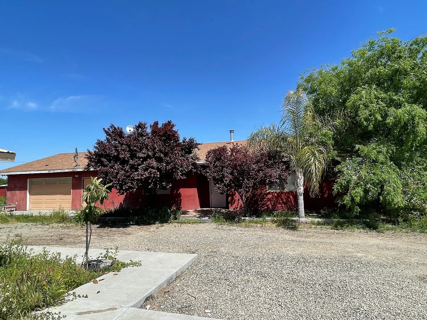 24118 Avenue 24 photo 1