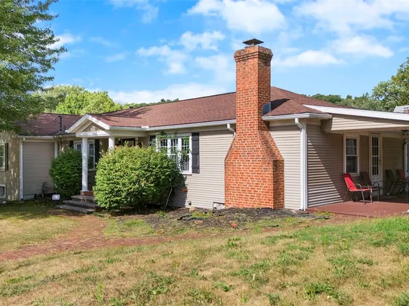 304 Washington Ave, New Galilee, PA 16141