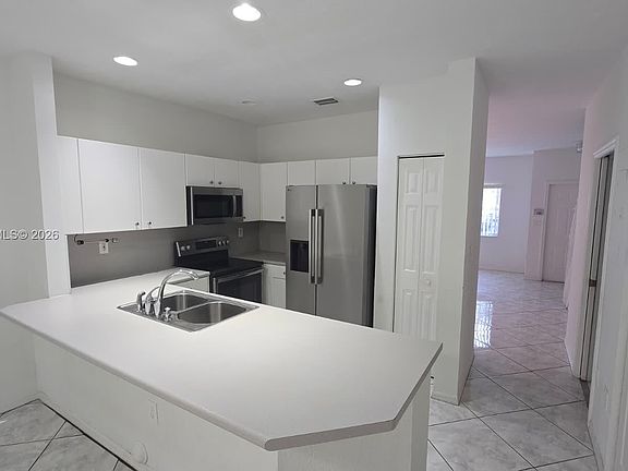 5th image of 5791 NW 116th Ave APT 101