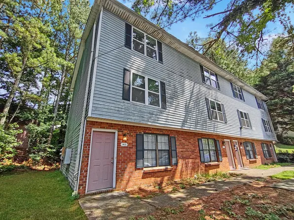 3032 Destin Cir, Snellville, GA 30078