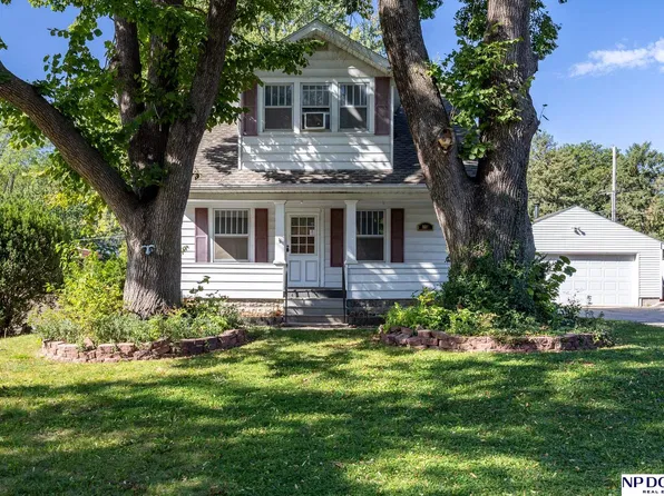 1607 N 58th St, Lincoln, NE 68505