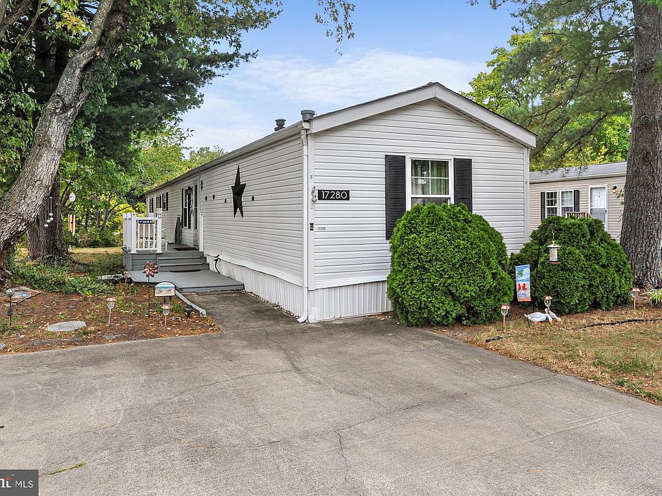 1st image of 17280 Pine Water Dr #8