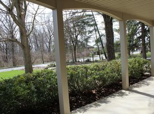 2750 Fishinger Rd, Columbus, OH 43220