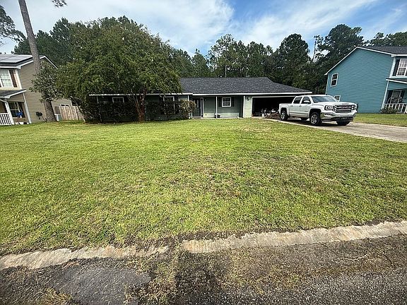 2nd image of 164 Huntington Dr