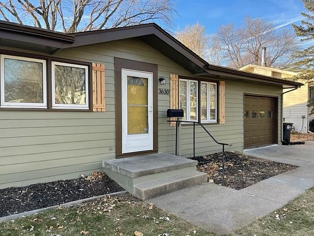 1st image of 3630 S 91st St