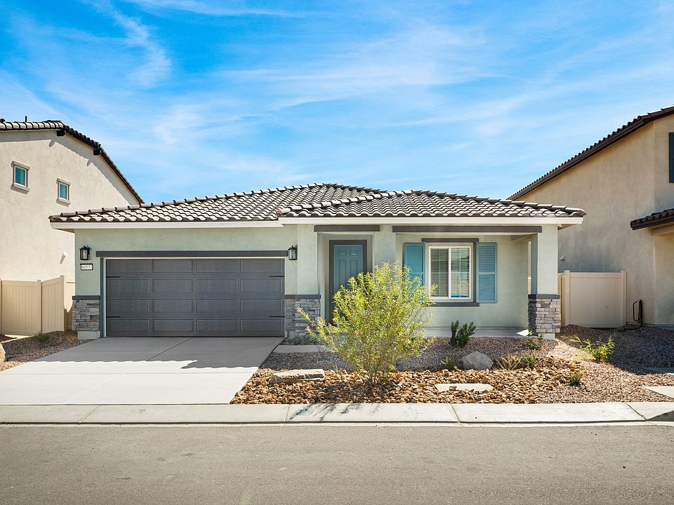 The Del Mar has the perfect amount of space for your family.