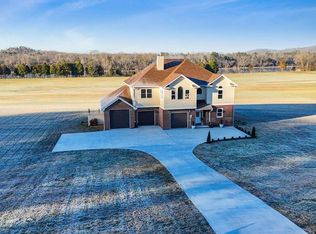 1118 Espalier Dr, Decatur, TN 37322