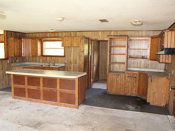 3rd image of 131 Hempstead #1103
