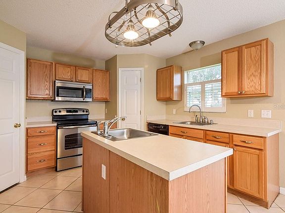 3rd image of 641 Sunway Ln