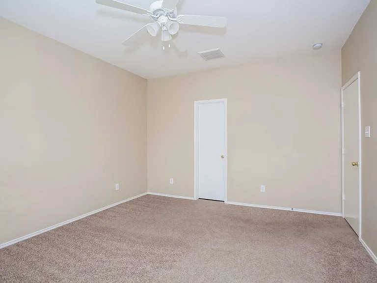 8223 Wainwright Way — Photo 12