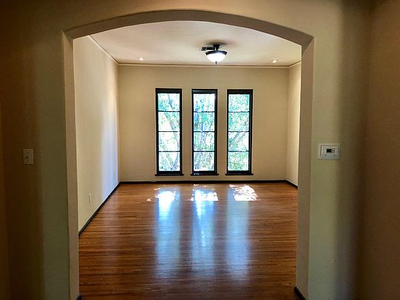 5th image of 244 S Orange Grove Blvd Unit 204