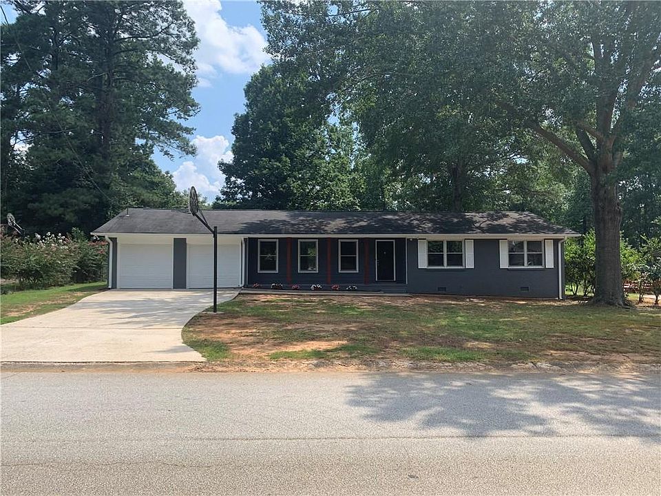 1st image of 171 Greenbriar Ct SE