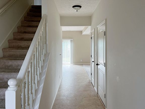 2nd image of 2893 Katmai Ct