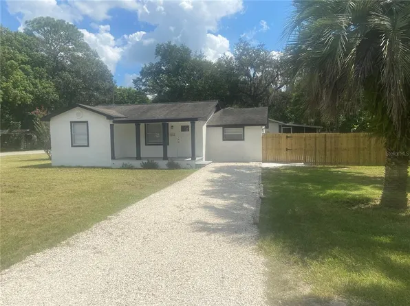 5612 16th St, Zephyrhills, FL 33542