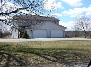 700 Middle St, Newaygo, MI 49337